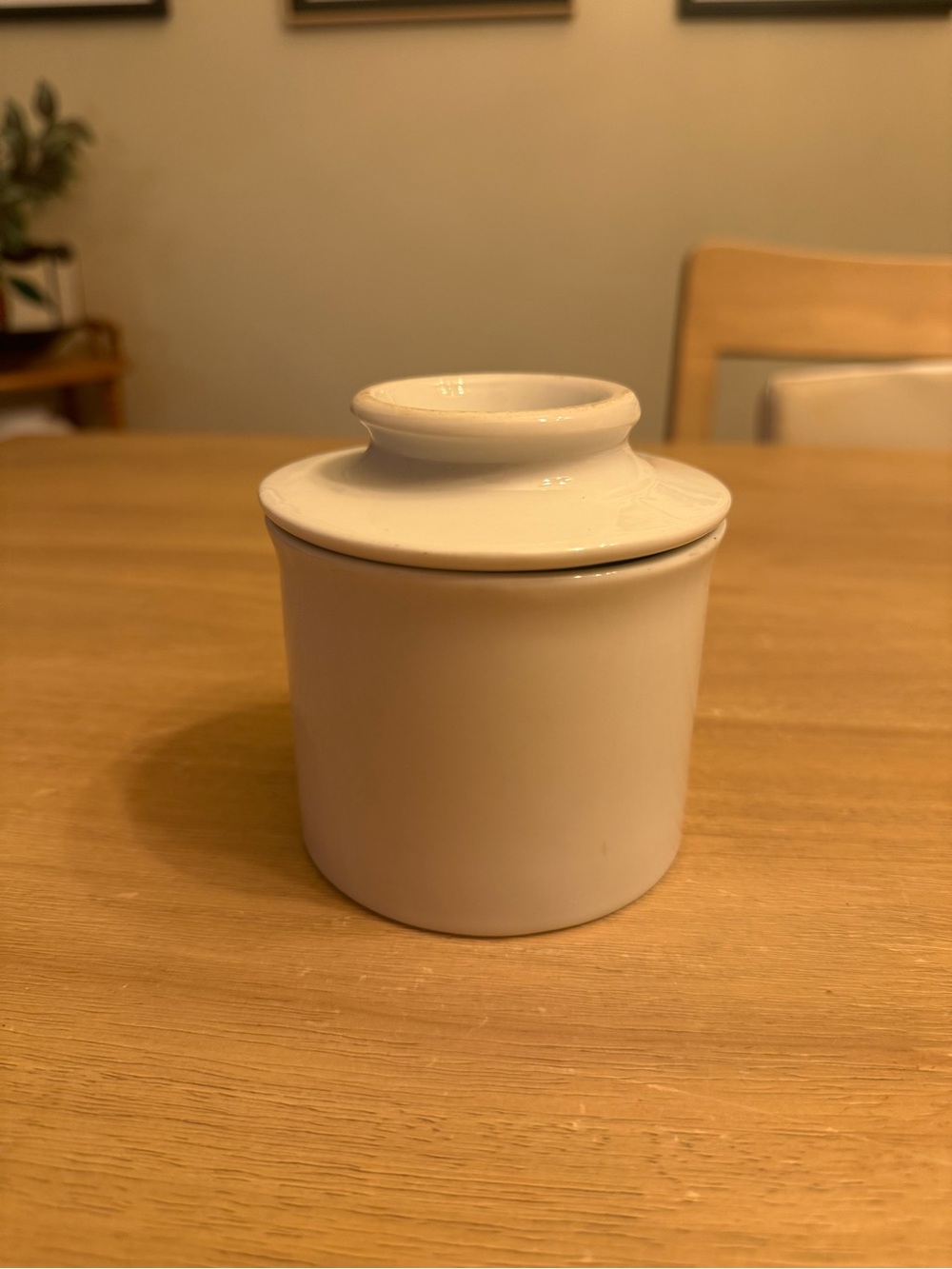 White ceramic butterbell